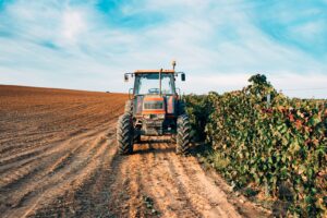 maquinas-y-herramientas-agricolas